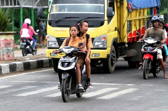 Sepeda Motor Dilarang Hanya Pindahkan Macet di Jalan Protokol Jakarta